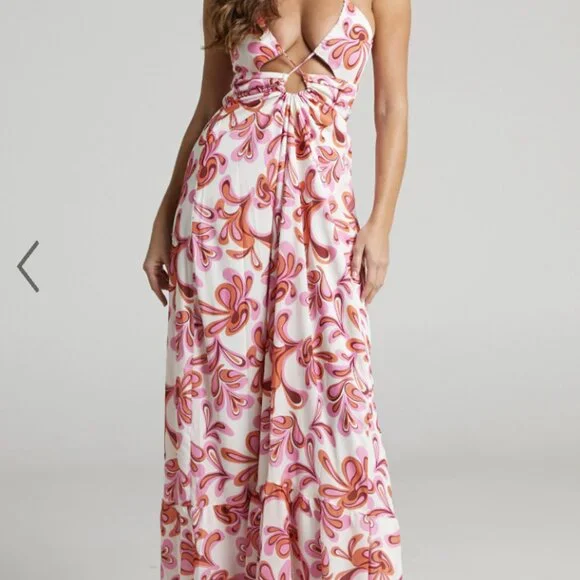 Auroray Cross Front Halter Maxi Dress in Pink Swirl - Picture 14 of 14